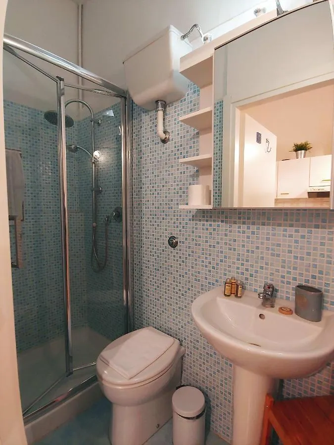 ボローニャNew And Cozy Flat In Via Mascarellaアパートメント